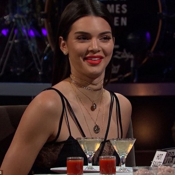 ITALIAN GOLD COIN NECKLACE - Picture 2 of 4